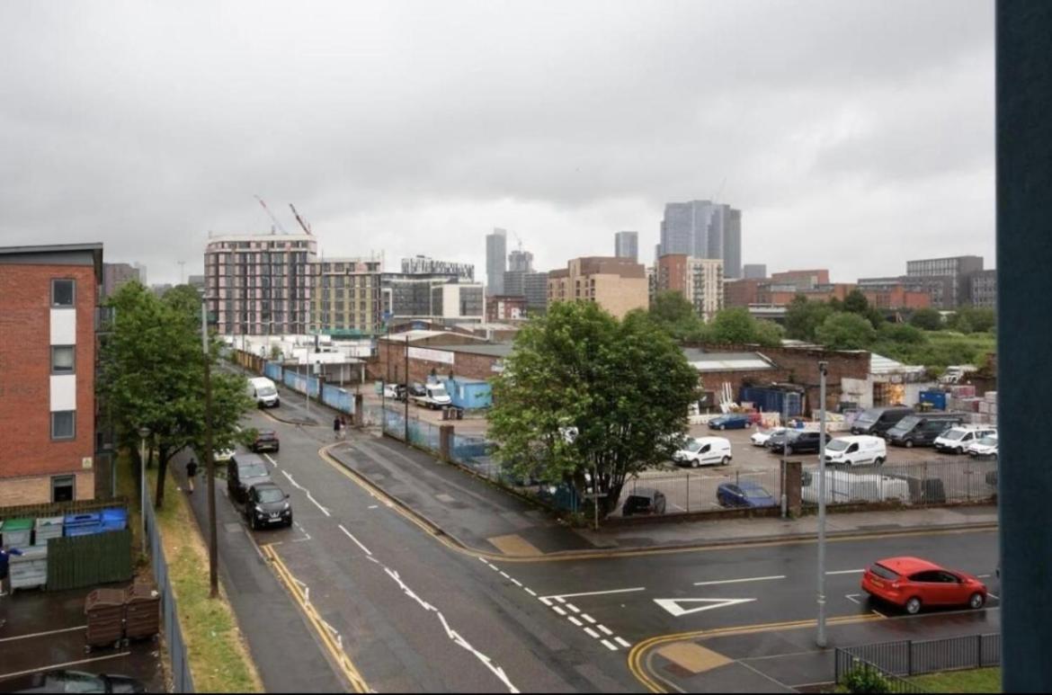 Novanest Salford Apartment Манчестър Екстериор снимка